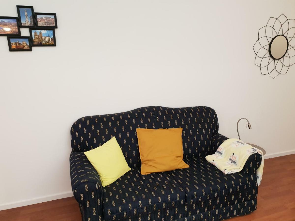 Apartment Heart I & Ii *